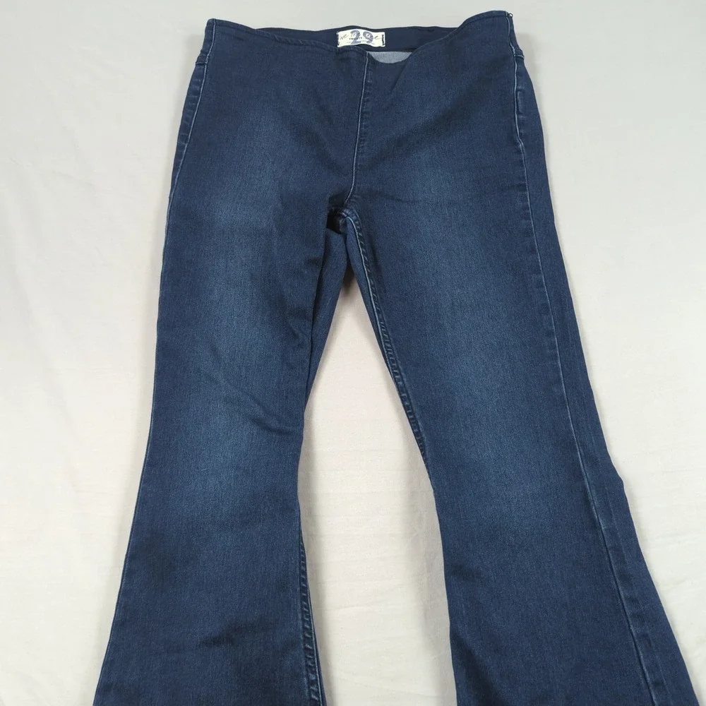 Free People Jeans‎ Womens 29 Blue Flare Stretch Dark Wash Hippie Boho